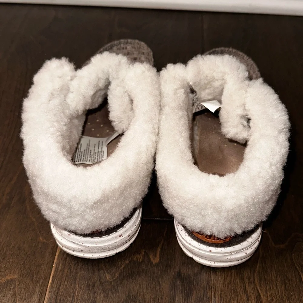 Hey Dude Wendy Fold Over Cozy Boot Sherpa Lined Winter Slip On Sneaker Size 7
